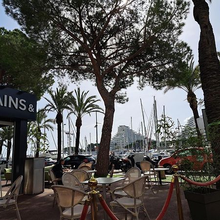 2 Pieces Rez-De-Jardin Dans Maison Avec Piscine Villeneuve-Loubet Exteriér fotografie
