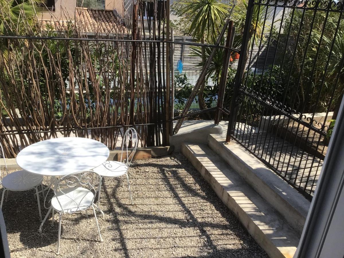 2 Pieces Rez-De-Jardin Dans Maison Avec Piscine Villeneuve-Loubet Exteriér fotografie