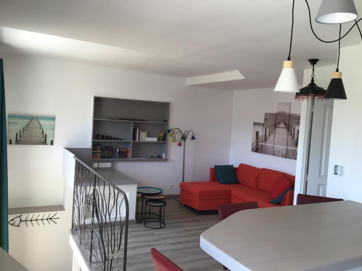 2 Pieces Rez-De-Jardin Dans Maison Avec Piscine Villeneuve-Loubet Exteriér fotografie