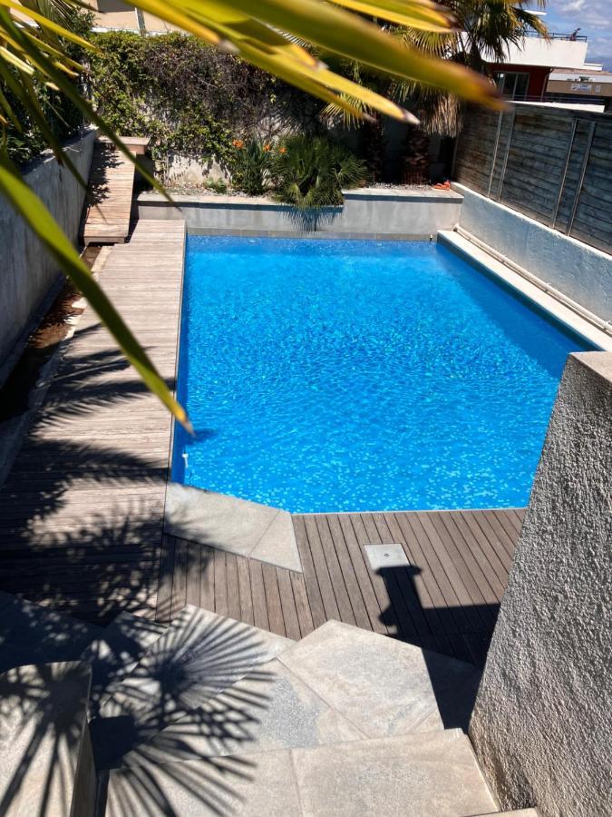 2 Pieces Rez-De-Jardin Dans Maison Avec Piscine Villeneuve-Loubet Exteriér fotografie