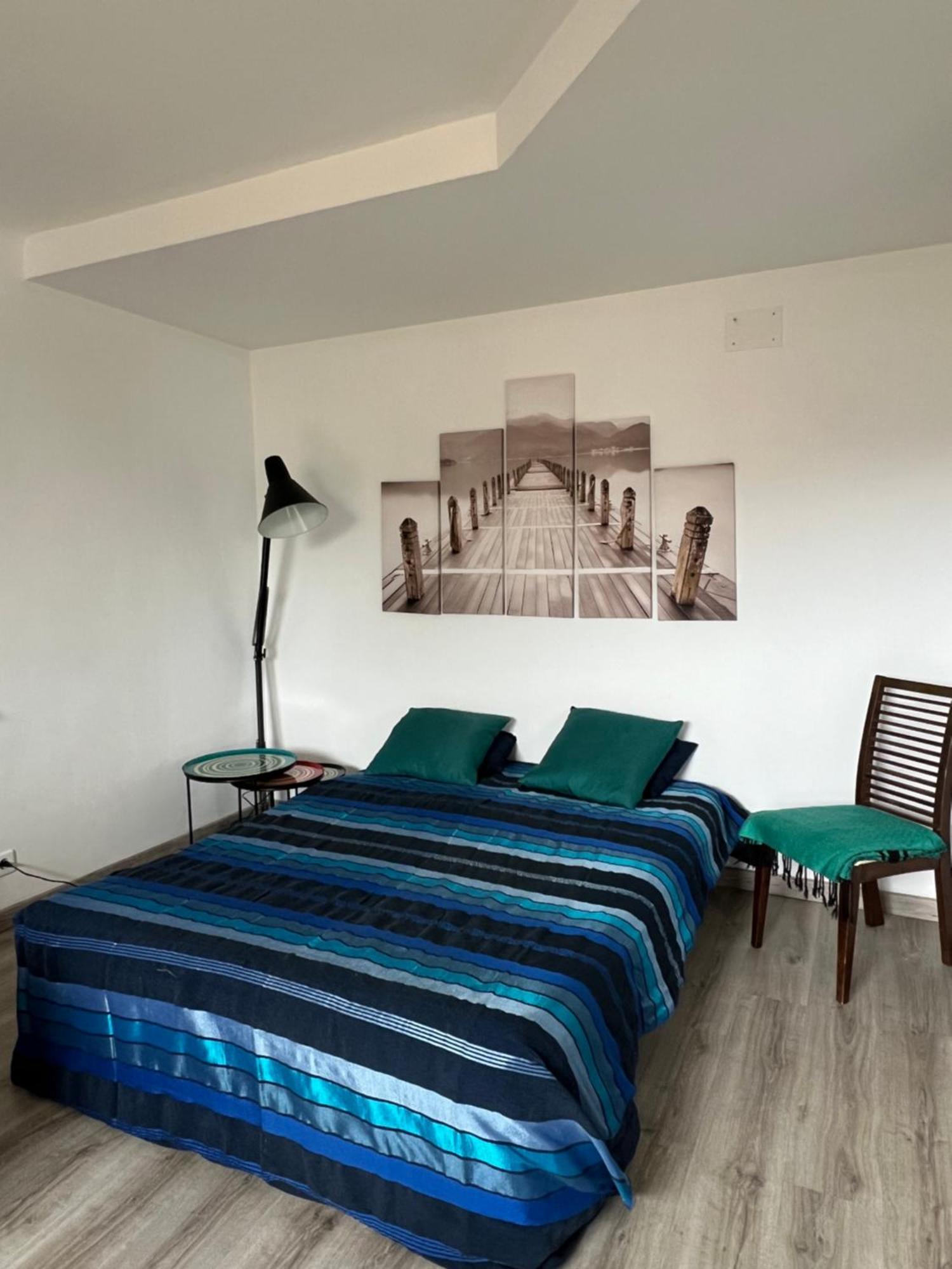 2 Pieces Rez-De-Jardin Dans Maison Avec Piscine Villeneuve-Loubet Exteriér fotografie